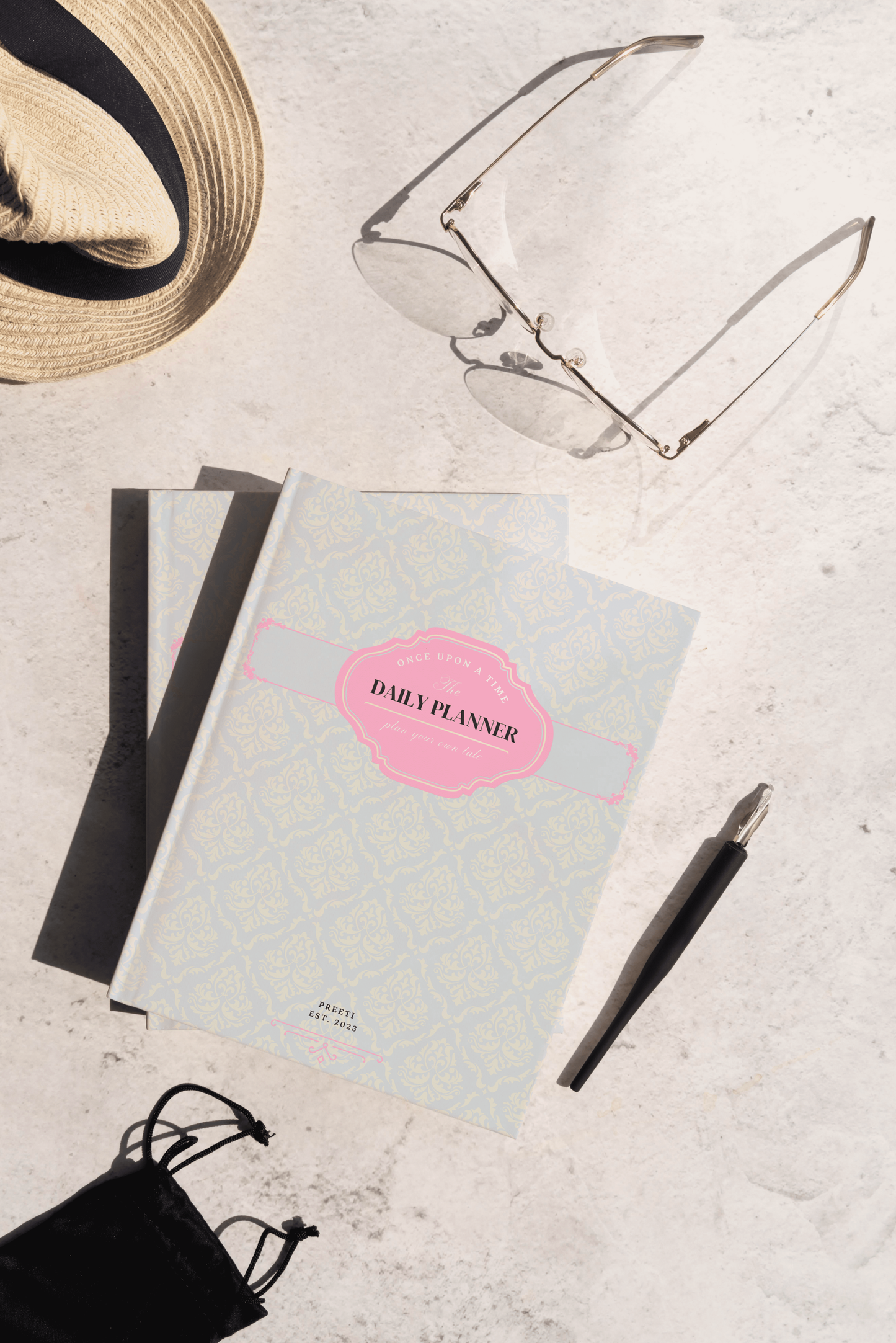 The Daily Planner - Plan Your Own Tale